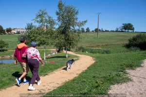Zou.Loups-Activité-Sport-Nature-Tourisme-Violay-42-Loire-Famille-Vacance